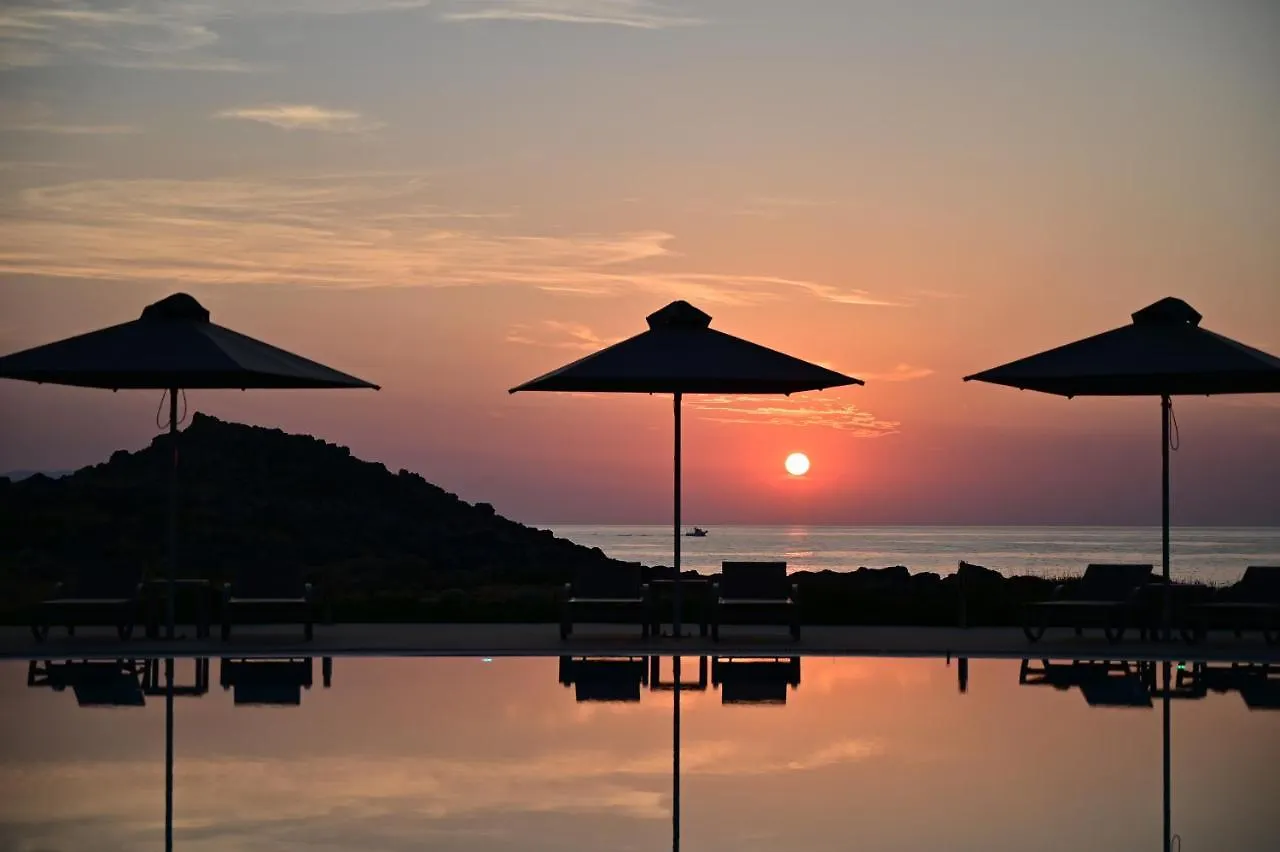 Kavos Hotel & Suites Stavros  3*, Stavros (Crete)